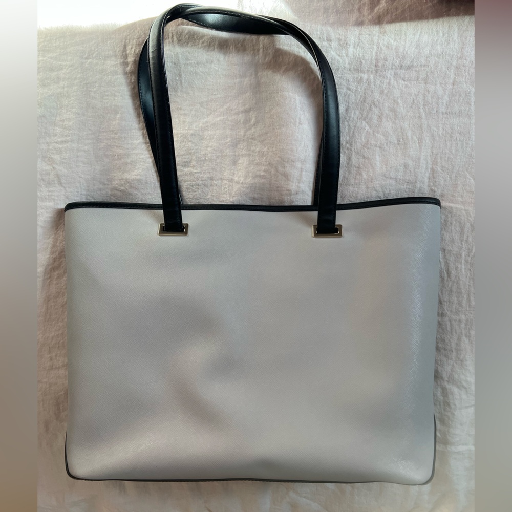 Lo & Sons 13” Seville Tote